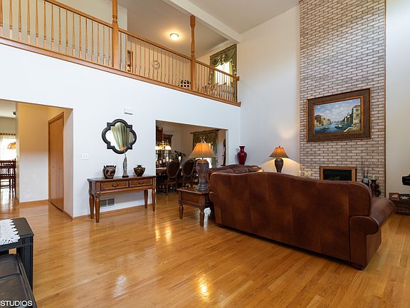 2nd image of 8909 Kilkenny Dr