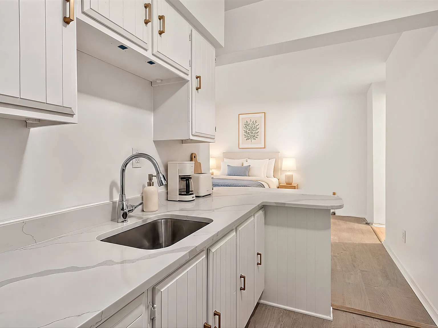 Studio, 515 sqft, $1,950 — Photo 2