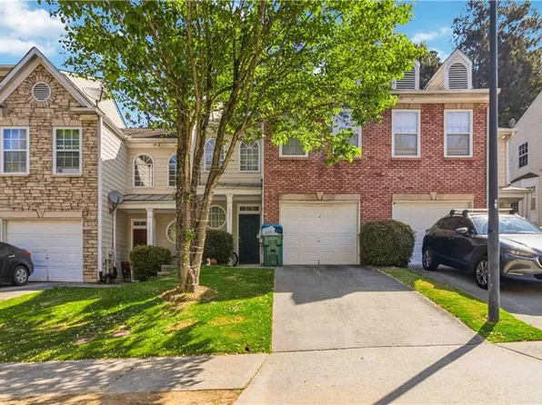 6031 Grovegate Ln, Tucker, GA 30084