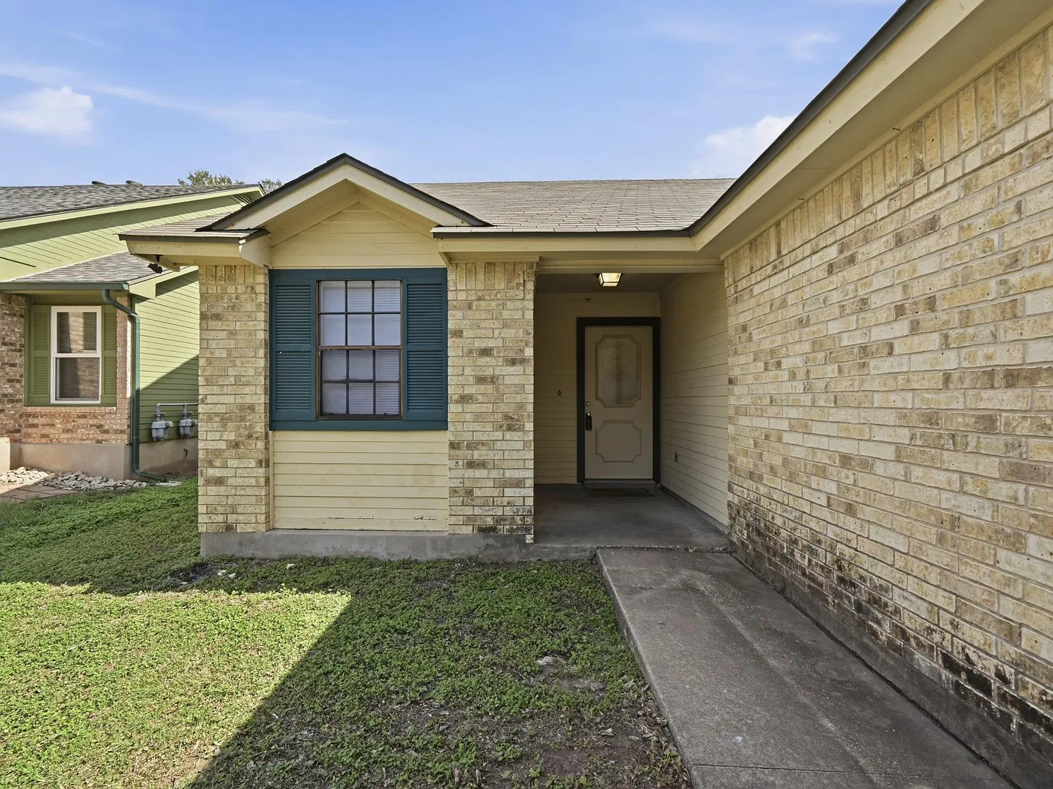 2 bed, 2.0 bath, 1015 sqft, $1,695 — Photo 2