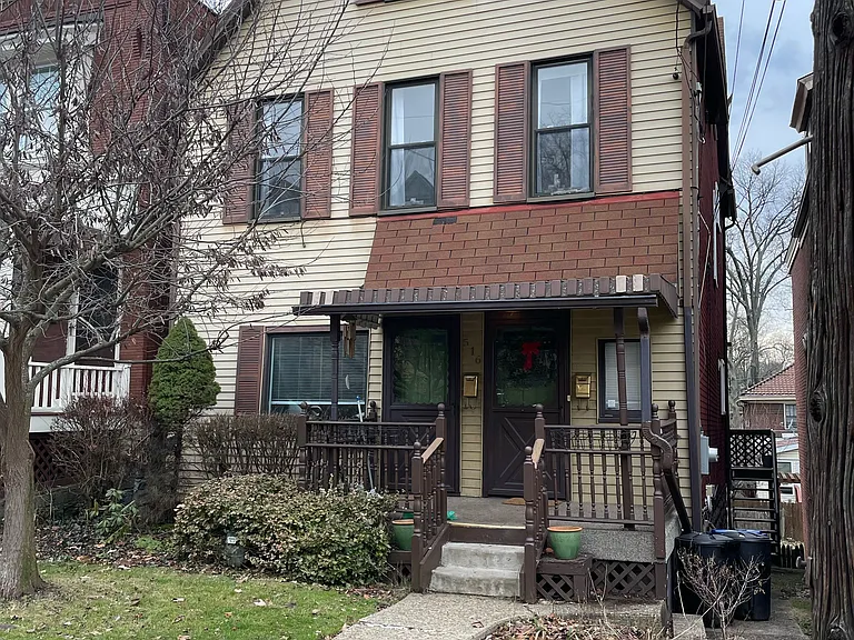 516 Lloyd St #1 — Photo 2