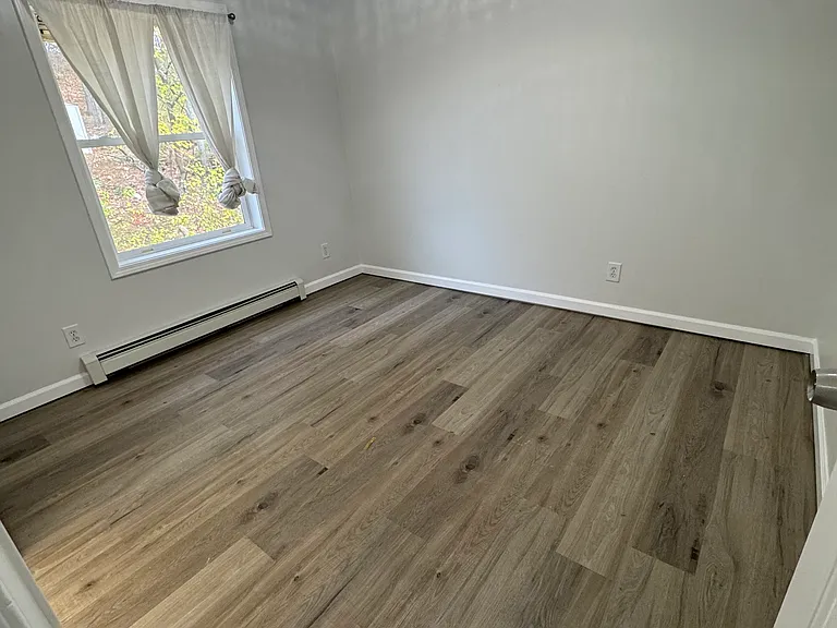 8 Dunning Ave #1 — Photo 11