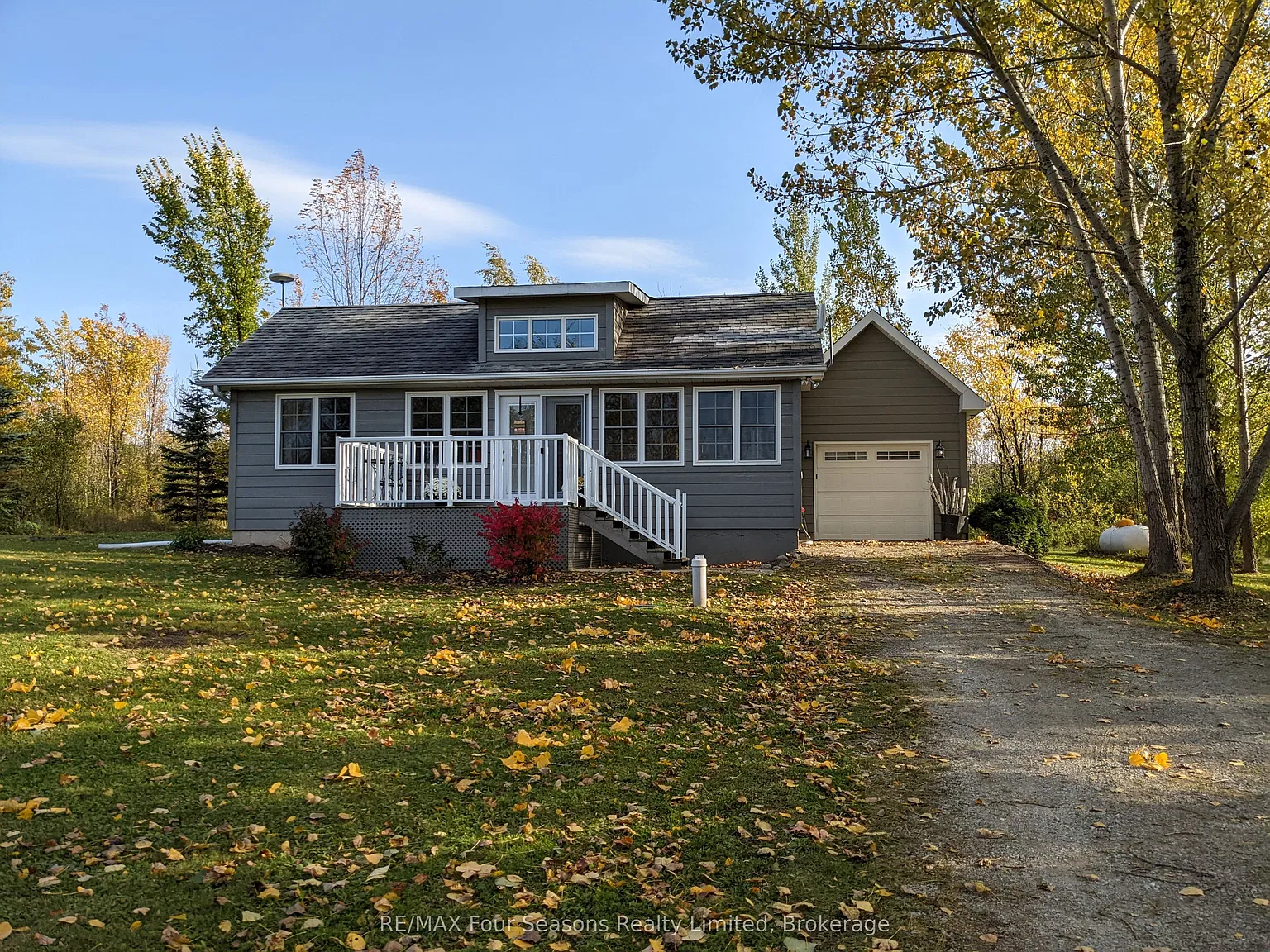 3 bed, $2,900 — Photo 2