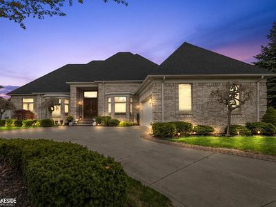 40512 Emerald Ln W, Clinton Township, MI, 48038