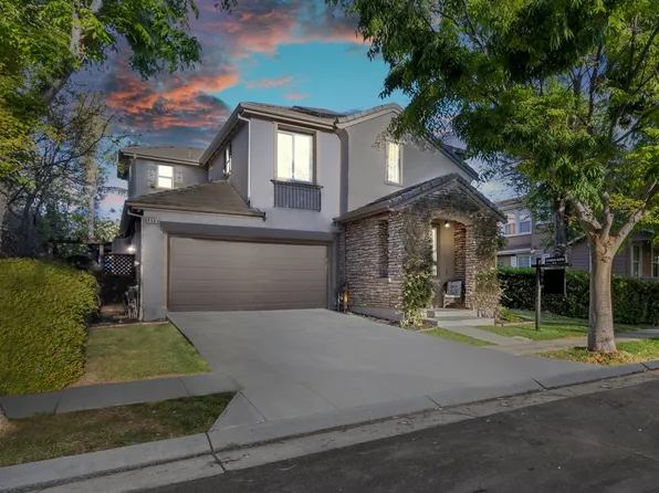400 Goodall Dr, Mountain House, CA 95391