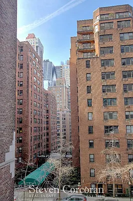 Sold by Steven Corcoran Real Estate | media 11