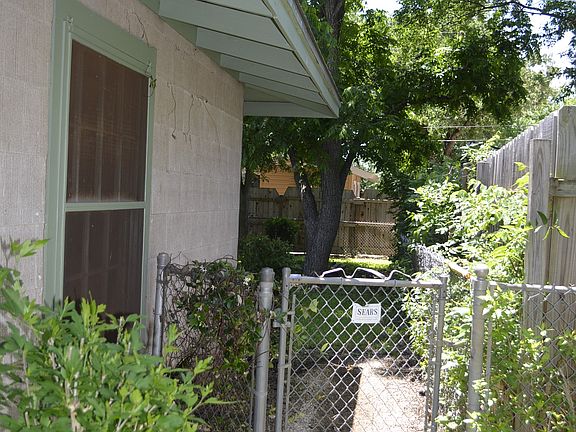 Side of house near garage