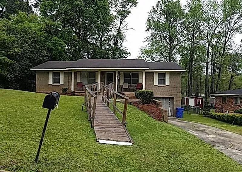 2 Clausen Dr photo 1
