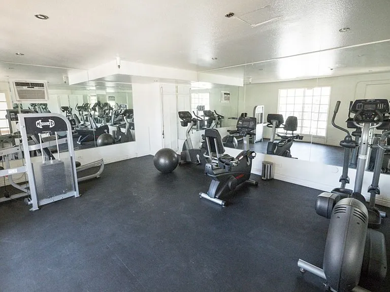 5050 Klump Ave — Photo 36