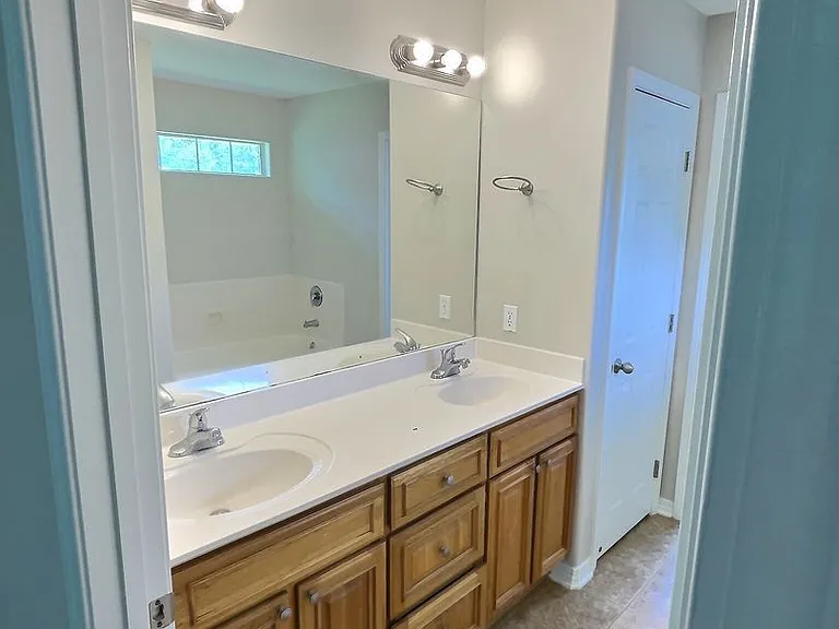 15053 Waterside Pl — Photo 12