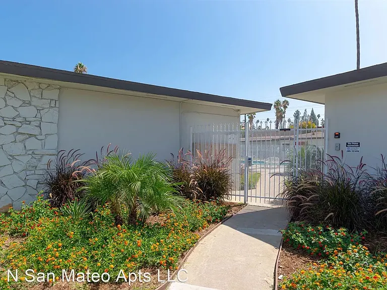 16 N San Mateo St — Photo 1