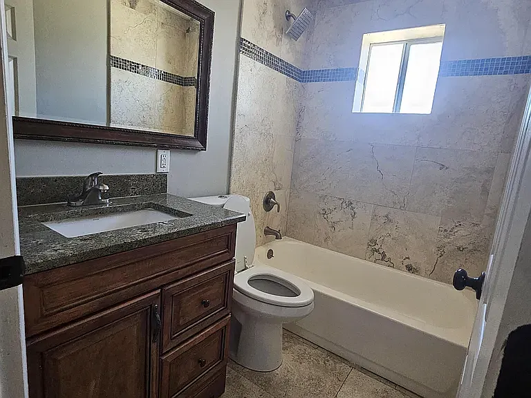 6838 E Edgemont Ave — Photo 28