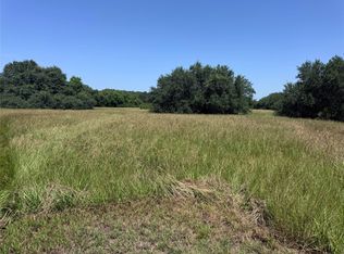 3 Center Tree Dr, Palacios, TX 77465