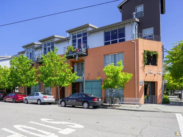 137 F Street, Petaluma, CA 94952