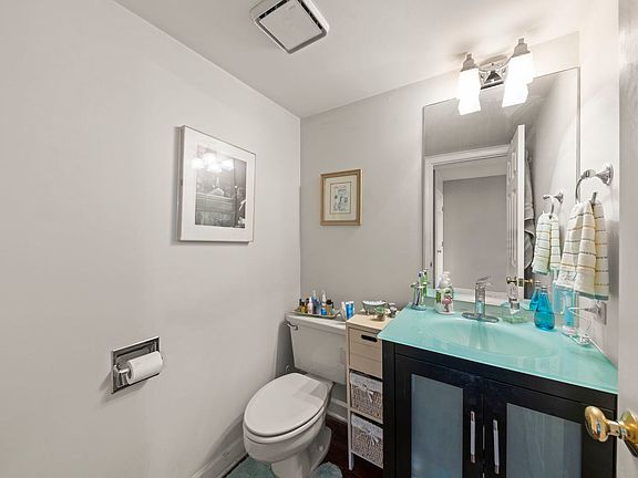 4th image of 305 Starling Ct APT B