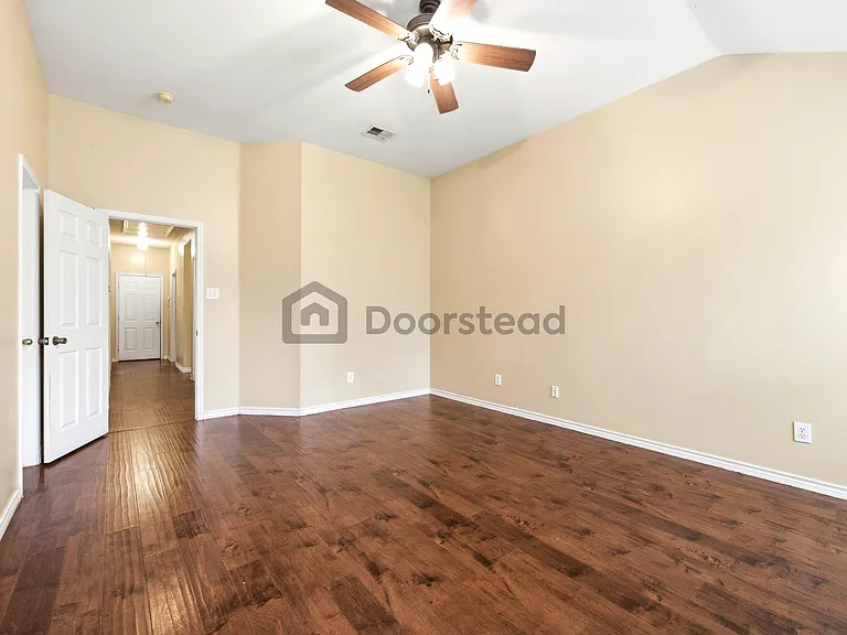 15809 Ducote Dr — Photo 30