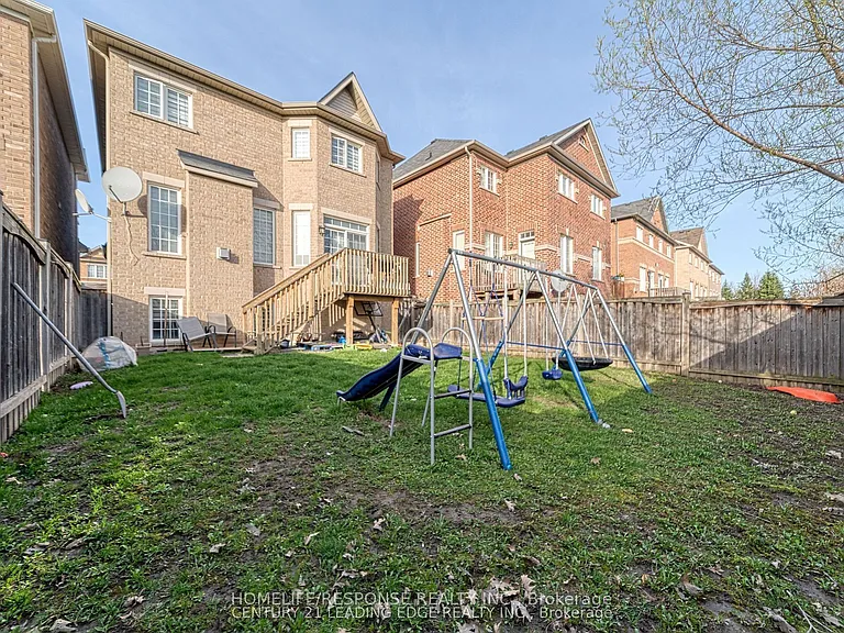 5 Gooseman Cres — Photo 40