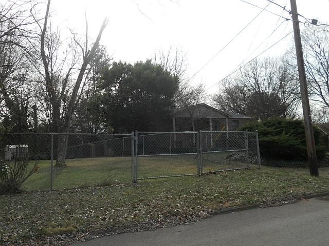 2nd image of 8804 Neville Ln