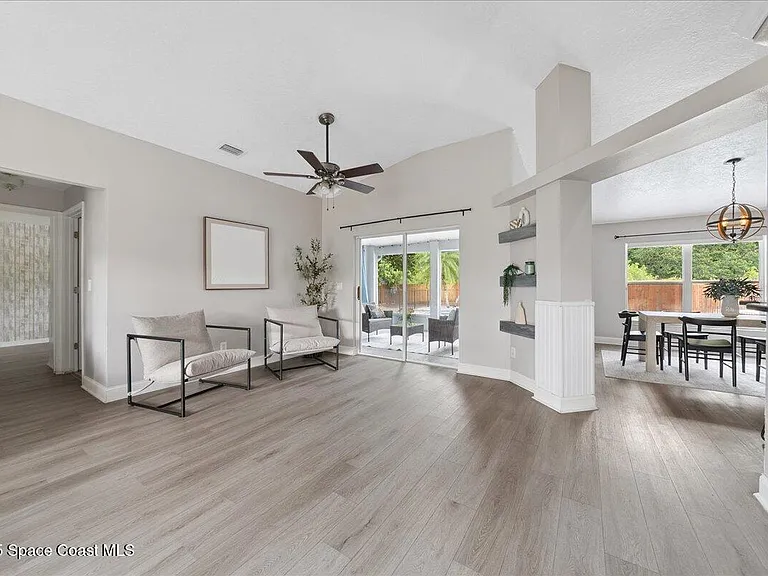 897 Hunters Creek Dr — Photo 22