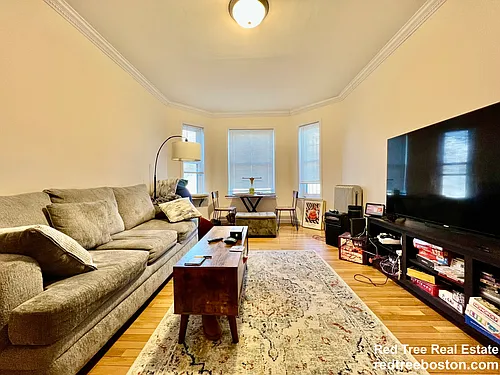 1706 Commonwealth Ave #4 Photo 1