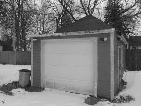 5th image of 1829 N 9th St