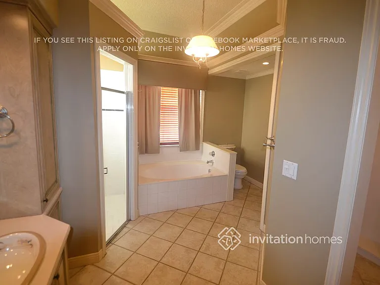 5373 SW 34th Way — Photo 8