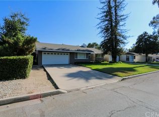 781 E Lynwood Dr, San Bernardino, CA 92404