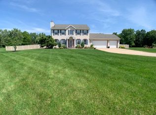 990 Portage Ave, Porter, IN 46304