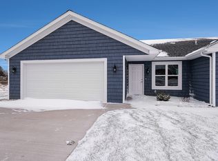 8439 S Valley Spring Ln, Freeland, MI 48623