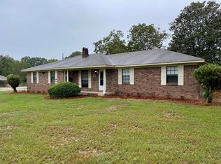 25 Griffith Rd, Hattiesburg, MS 39402