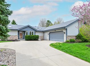 N170W20165 Hunters Rd, Jackson, WI 53037