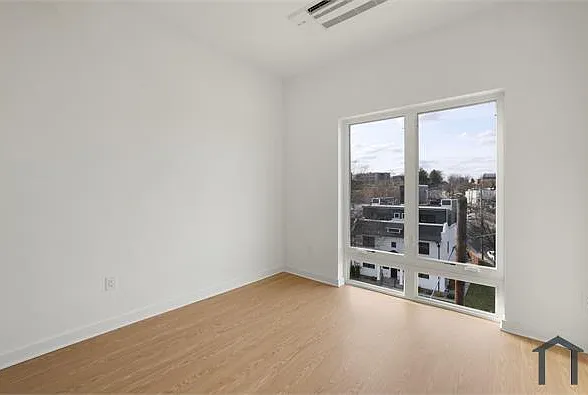1723 W Virginia Ave NE #Penthouse 9 — Photo 6