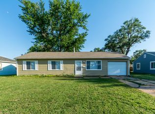 1443 Arapahoe Ave, Salina, KS 67401