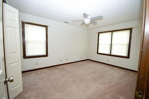 4th image of 214 Smiths Winding Ln