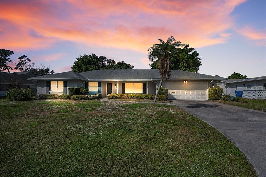 4 Hibiscus Rd