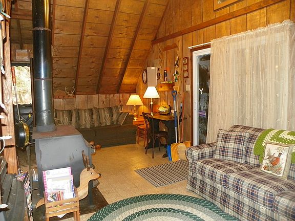 4th image of 2652 Highland Dr