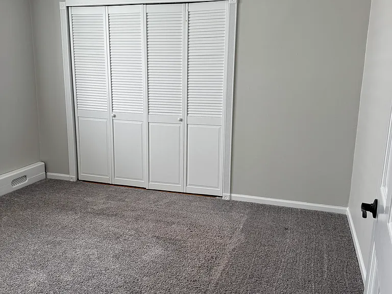 69 Illinois Ave — Photo 15