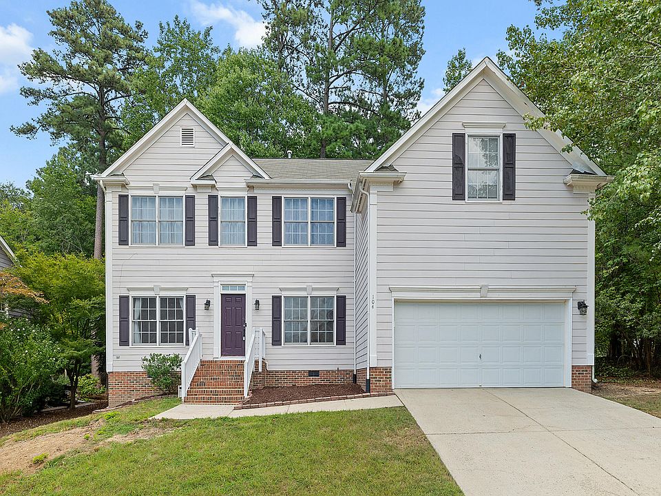 1st image of 104 Wedgemere St