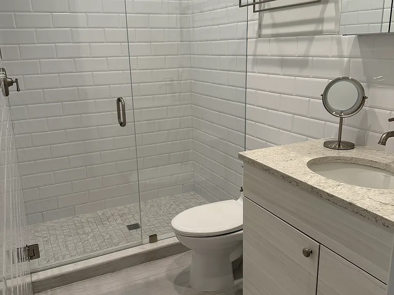 Sandlake Dr — Photo 2