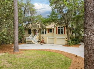 2 S Oak Forest Dr, Okatie, SC 29909