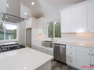 6102 S Ghada Cir, Wasilla, AK 99654