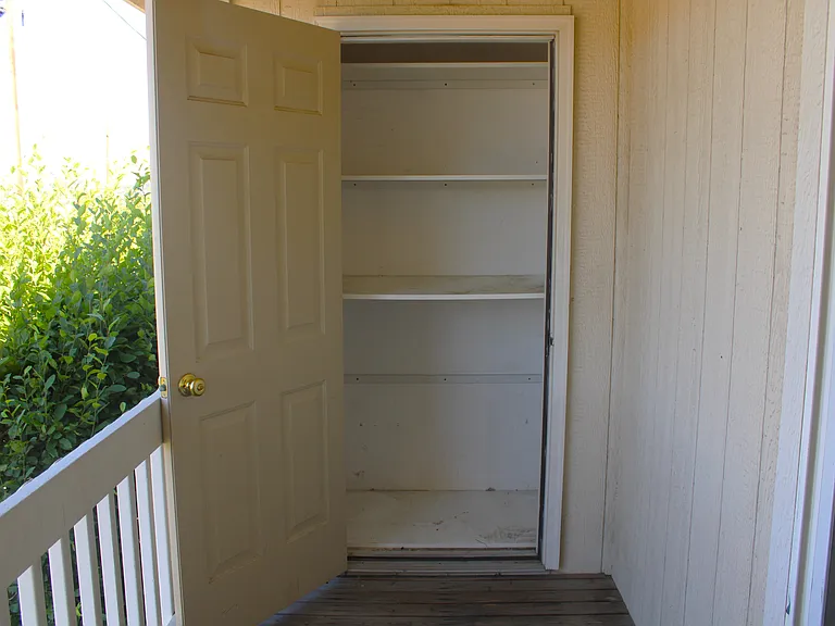 1231 McKittrick St #3 — Photo 4