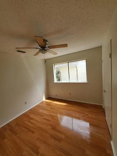 2210 Greenvalley Dr — Photo 8
