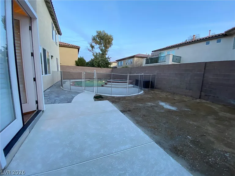 9337 Outer Banks Ave — Photo 10