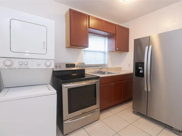 1840 Fillmore St #8, Hollywood, FL 33020