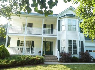 102 Cross Creek Dr, Cherryville, NC 28021