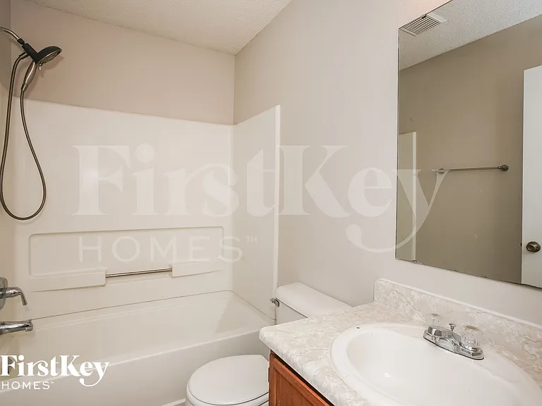 16773 Lowell Dr — Photo 11
