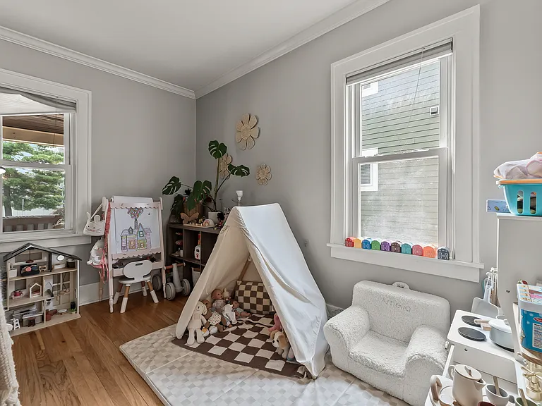 1034 Mohawk Ave — Photo 5