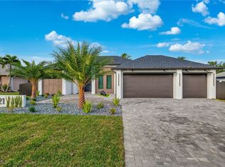 1821 SW 25th Terrace Cpe, Coral, FL 33914