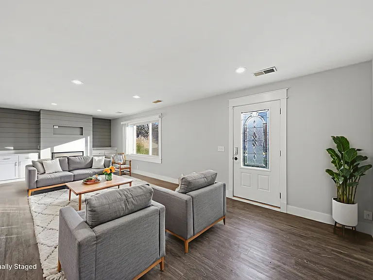 3310 Plateau Pl — Photo 7
